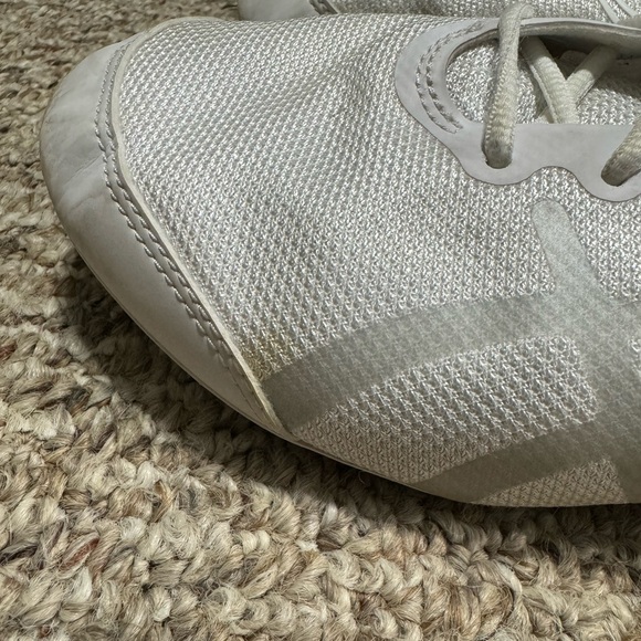 ASICS Cheer Shoes - Picture 6 of 6